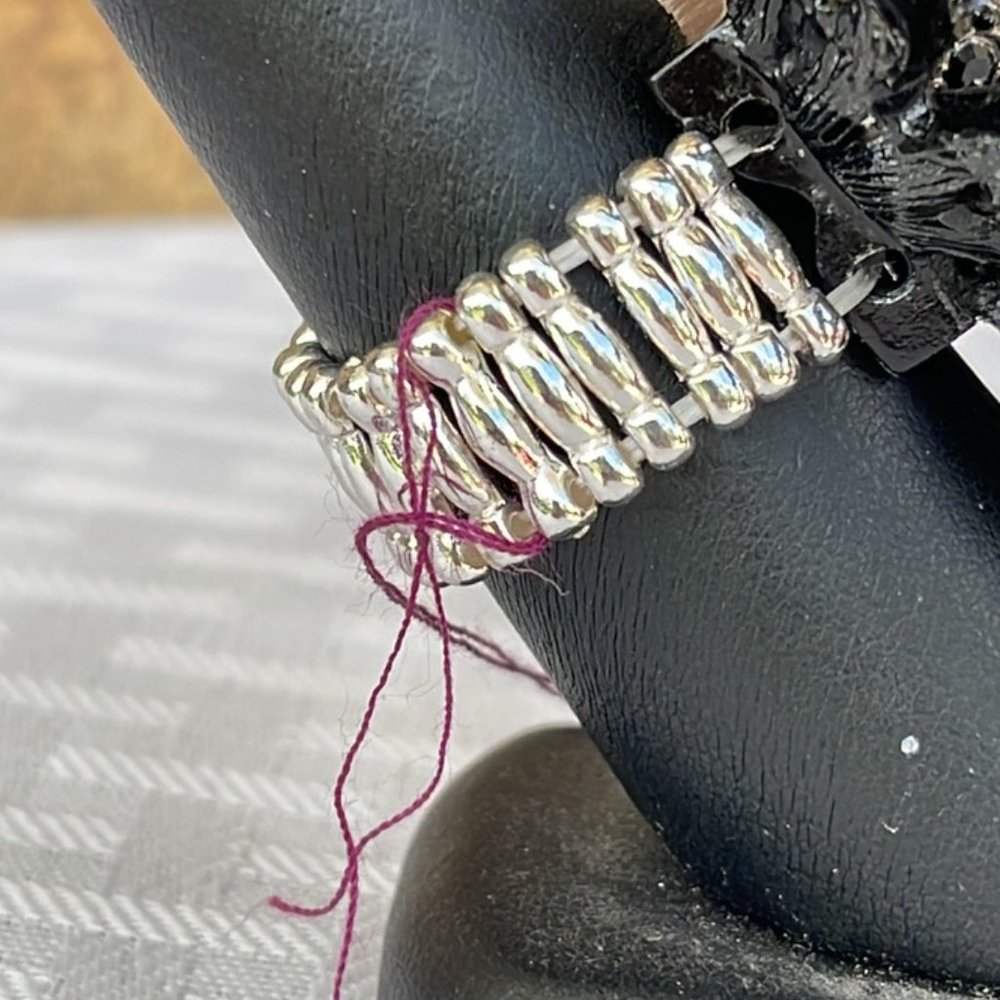 Black Rhinestone Spider Ring. - Picture 5 of 5